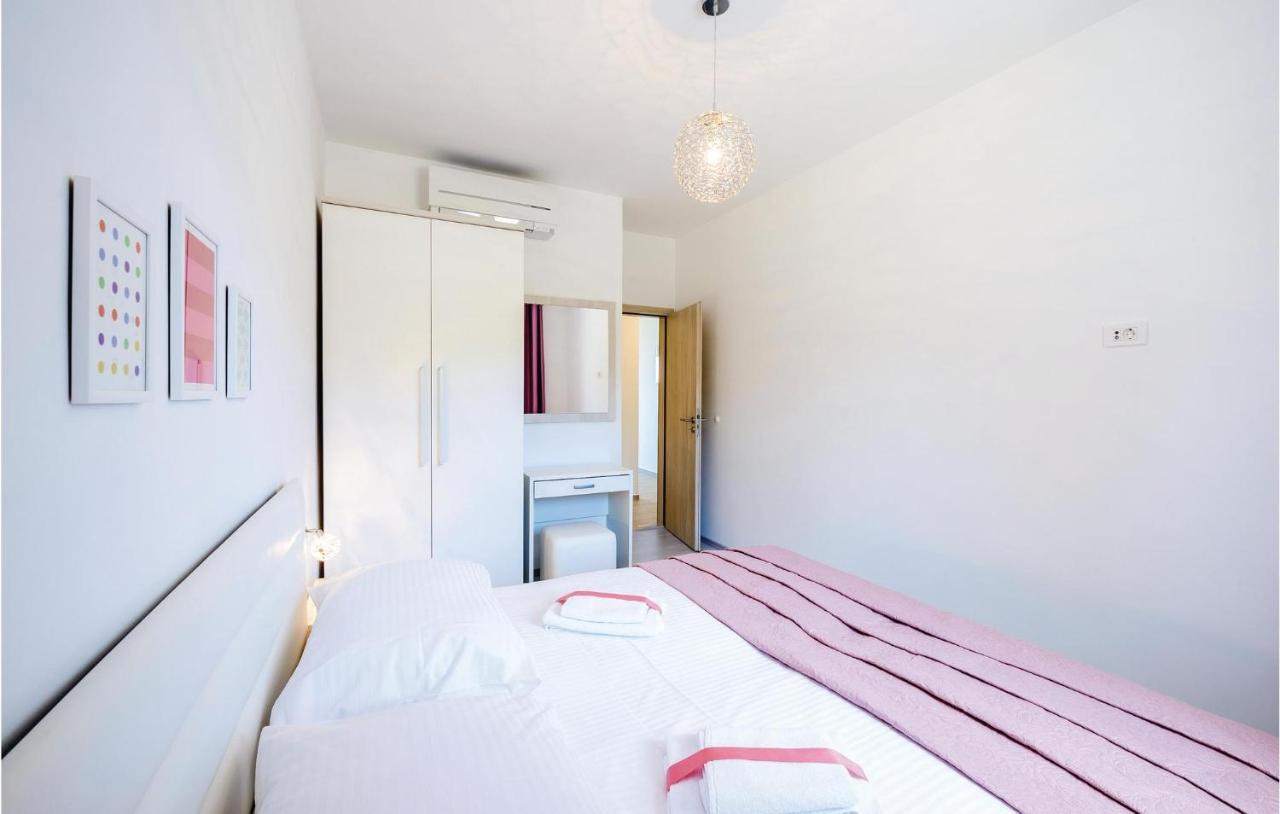 Amazing Apartment In Cavtat With House Sea View Exteriér fotografie